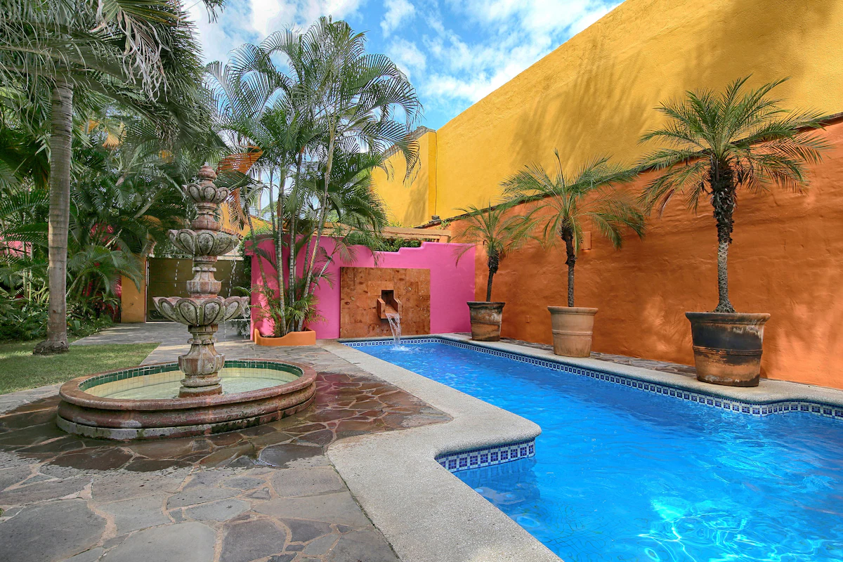 https://sayulitapropertymanagement.com/casa-sorpresa/